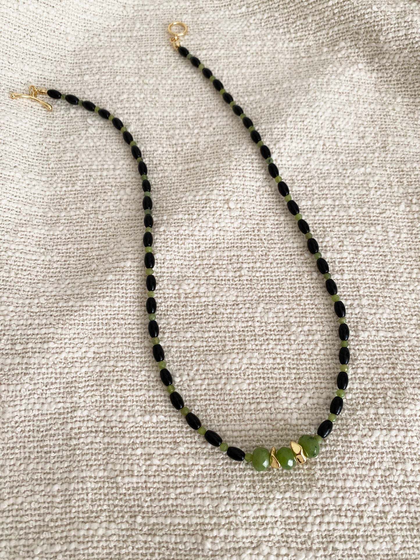 Handmade Fashion Natural Stone Black Onyx Jade Necklace