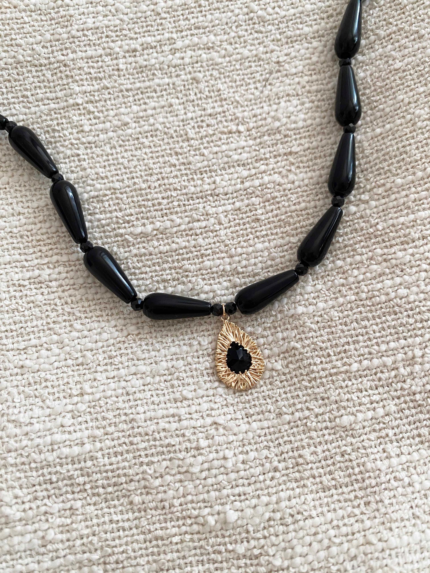 Handmade Fashion Natural Stone Black Onyx Spinel Pendant Necklace