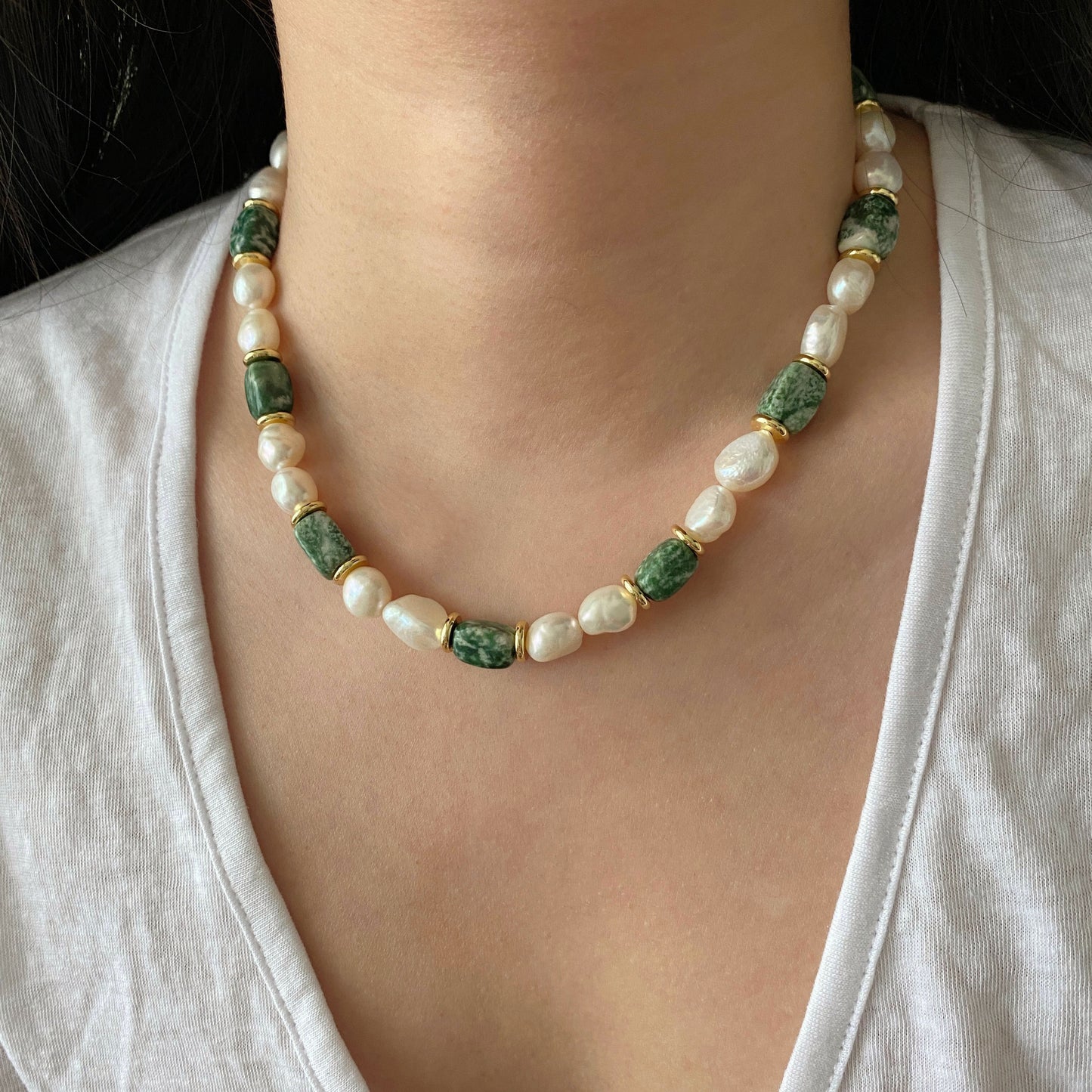 Handmade Fashion Natural Stone Green Dot Jade Baroque Pearl Necklace