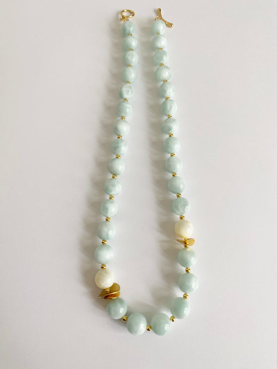 Handmade Fashion Natural Stone Angelite Shell  Necklace