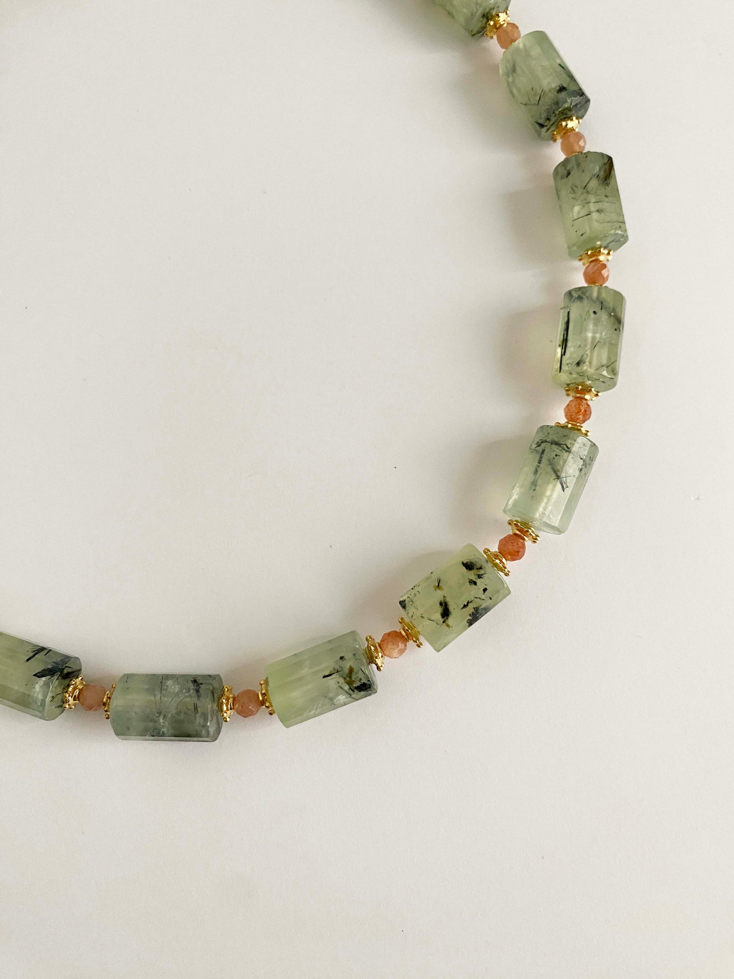 Handmade Fashion Natural Stone Prehnite Sunstone Necklace