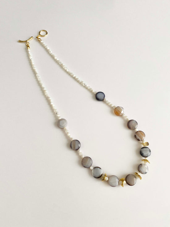 Handmade Fashion Natural Stone Agate Shell Necklace