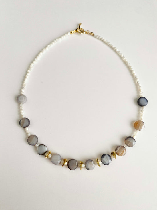 Handmade Fashion Natural Stone Agate Shell Necklace