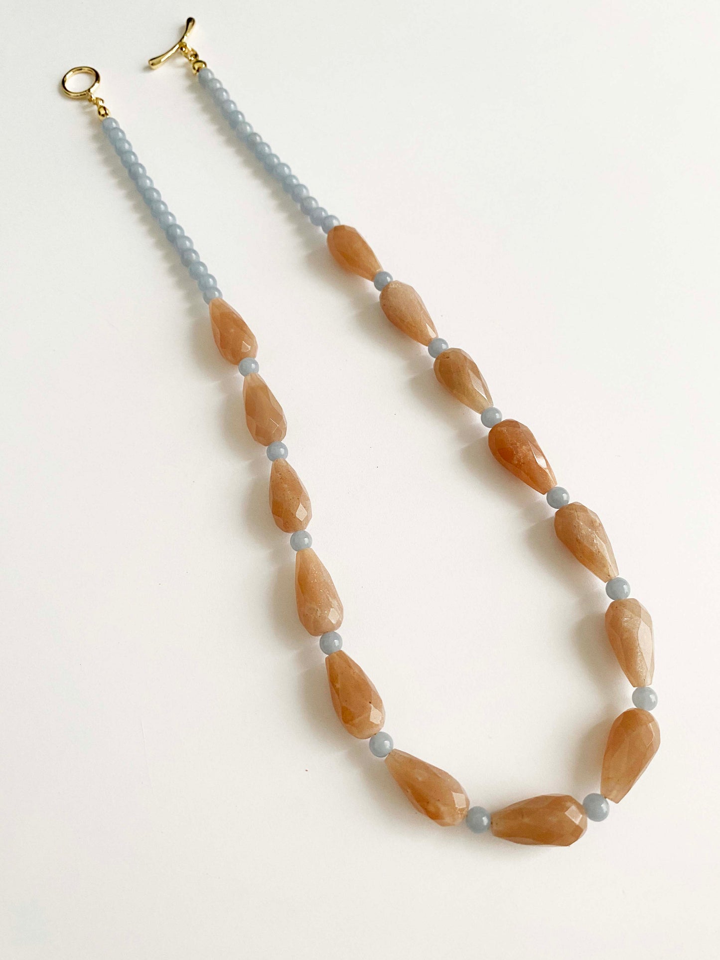 Handmade Fashion Natural Stone Angelite Sunstone Necklace