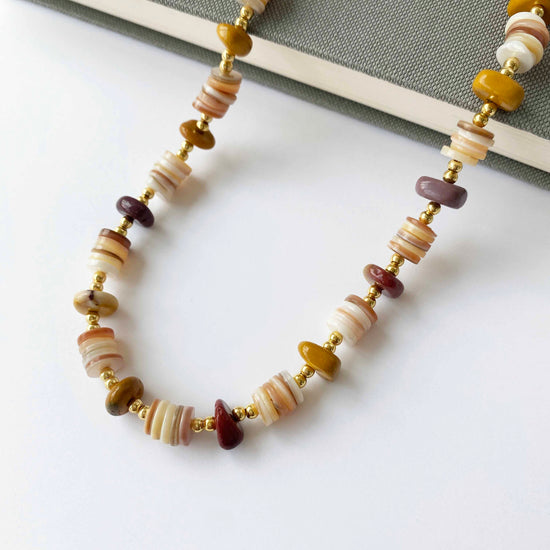 Handmade Fashion Natural Stone Mookaite Jasper Shell Necklace